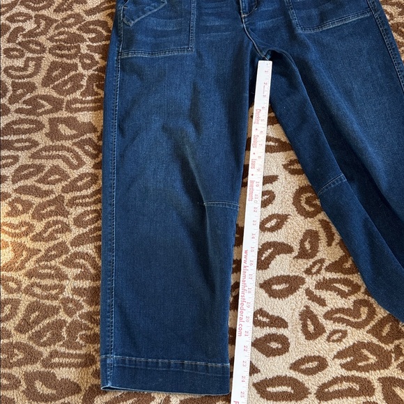 Kut from the Kloth Ashton Barrel Leg high rise Cropped Jeans Womens 12 pockets - Picture 15 of 16